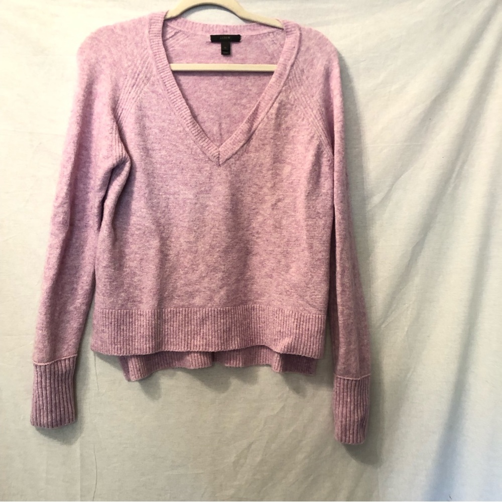 J. Crew Supersoft Yarn V Neck Sweater Size Medium - Picture 3 of 7